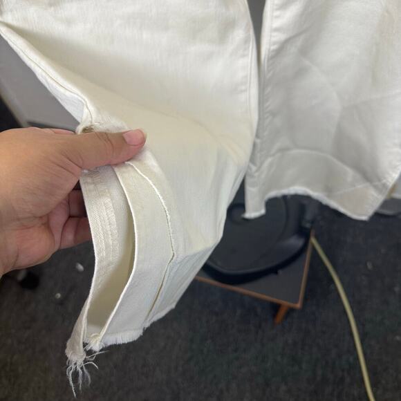 Democracy | Plus Size Women Pants in White size 20W - Picture 4 of 9